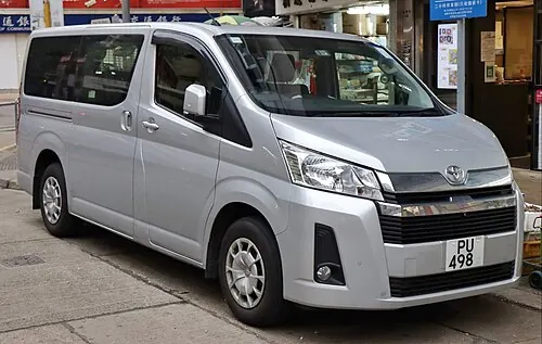 Toyota Hiace 16 places